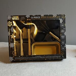 Thyme & Table Gold and Black 11-Piece Mini Baking Set